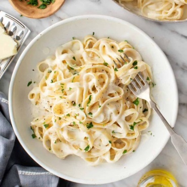 Fettuccine Alfredo